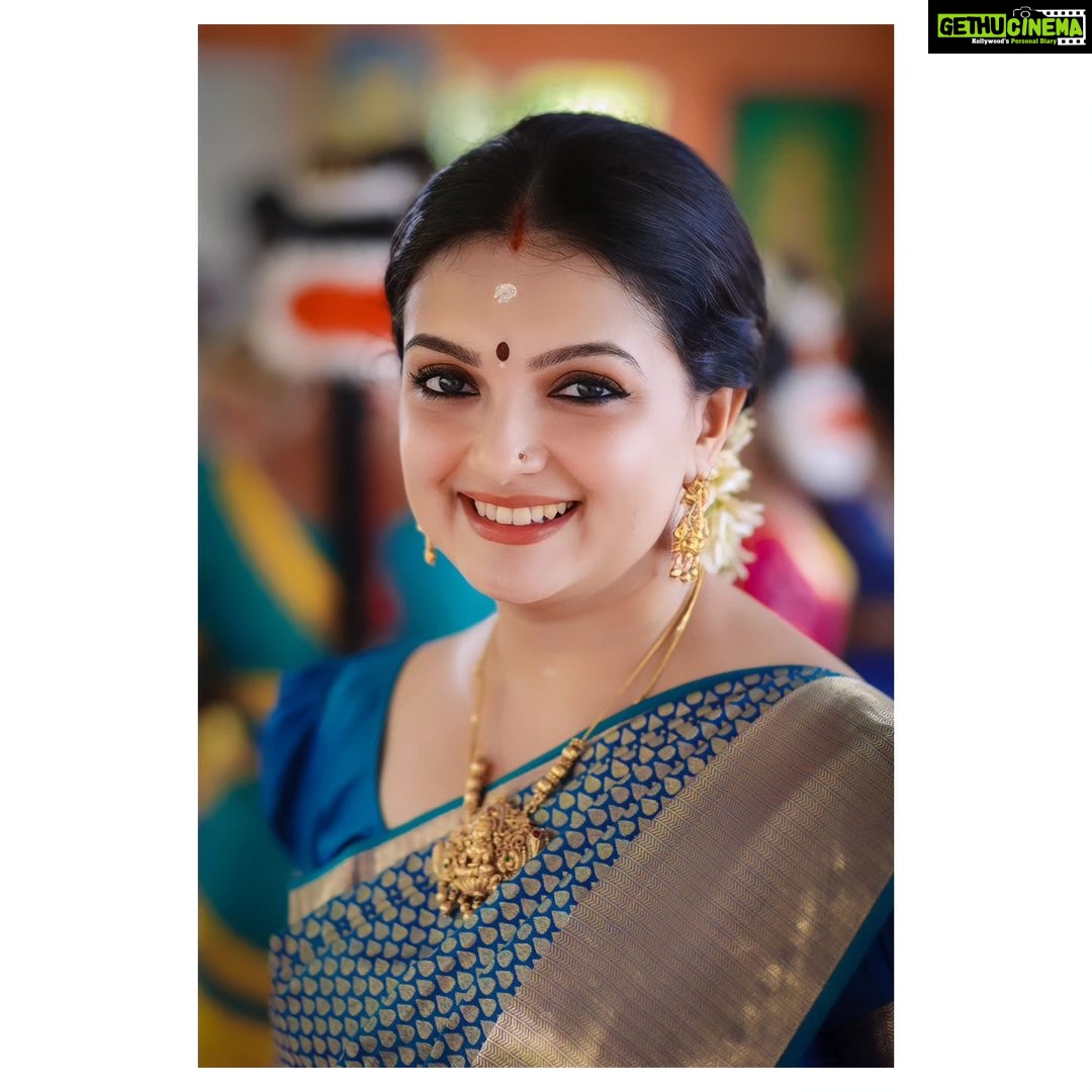 Saranya Mohan Instagram - Good Morning⤠š· @vivek_kovalam