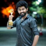 Saravana Vickram Instagram - Together we received our first award 🥹☺️ We are delighted to receive the "Cinemakaaran Award" Finally we got recognised for our recreation reels 🤩🥰🥰🥰 This is more special to us because we feel it is the result of our Hardwork and love for our work...😌😌🤍 Many thanks to those who support and encourage us to do this kind of recreation videos😍😊💕 Thank you my dear nanba @vj_deepika_ for supporting me to do recreation videos and getting these awards as a talented fellow artist. It would not have been possible without you..👫🏻 Pc 👉 @gokul_krishnan_1010 Thank you @cinemakaaran24 for presenting this Award to us. ... #awards