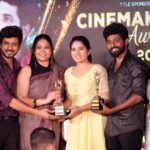 Saravana Vickram Instagram - Together we received our first award 🥹☺️ We are delighted to receive the "Cinemakaaran Award" Finally we got recognised for our recreation reels 🤩🥰🥰🥰 This is more special to us because we feel it is the result of our Hardwork and love for our work...😌😌🤍 Many thanks to those who support and encourage us to do this kind of recreation videos😍😊💕 Thank you my dear nanba @vj_deepika_ for supporting me to do recreation videos and getting these awards as a talented fellow artist. It would not have been possible without you..👫🏻 Pc 👉 @gokul_krishnan_1010 Thank you @cinemakaaran24 for presenting this Award to us. ... #awards