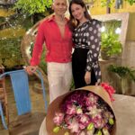 Saumya Tandon Instagram - Happy Memories! Photo and video dump. November the month of togetherness and making memories. #saumyatandon #food #fun #friends #memories Mumbai, Maharashtra