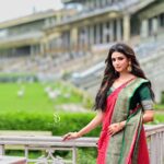 Sauraseni Maitra Instagram – শুভ মহা অষ্টমী 🐚🌺

#durgapuja #pujo2023 #ashtami