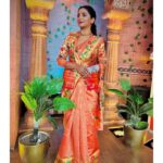 Sayali Sanjeev Instagram - गोष्ट एका पैठणीची ❤️🌟 2nd December ✌️ • • Styled by @trushala_nayak Saree by @af_alankritafashions Jewellery by @candies_collection MUA @sujit.jagtap11 • • #goshtaekapaithanichi #promotion #2nddecember महाराष्ट्र