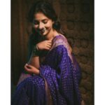Sayali Sanjeev Instagram - 💙 • Saree by @aura_benaras Nath by @nathicha__nakhara Styled by @trushala_nayak MUA & Hair @smrutibhurke_mua Clicked by @deepali_td_official • • #promotions #stylediaries #marathimulgi #goshtaekapaithanichi महाराष्ट्र