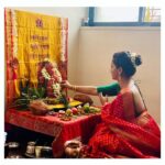 Sayali Sanjeev Instagram - गणपती बाप्पा मोरया… 🙏🏻 • • Missing you Baba ❤️🥹 • #ganpatibappamorya #ganeshchaturthi #2022 Nashik - नाशिक - Maharshtra