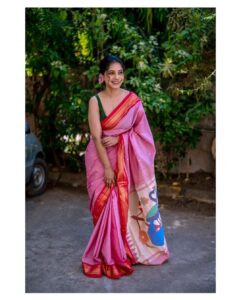 Sayali Sanjeev Instagram - गुढीपाडव्याच्या व मराठी नवीन वर्षाच्या हार्दिक शुभेच्छा 💐

Thank you so much @ck_classic_collection for this lovely cotton paithani ❤️💜
•
Make up & hair @smrutibhurke_mua 
Clicked by @deepali_td_official 
•
•
#paithani #love