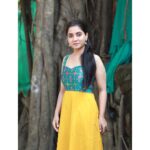 Sayali Sanjeev Instagram - Festive collection @anmayeevastra ❤️ Kolhapuri by @shrusoles • Clicked by @pranavbhadargeclicks • • #goodevening #festiveseason #festival #getready Mumbai, Maharashtra