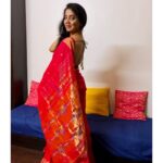 Sayali Sanjeev Instagram - ❤️ • • Blouse designed by @soniyasaanchi Clicked by @shweta_0718 😘 • • #red #❤️ #love #favorite #saree #paithani #maharashtra #marathimulgi