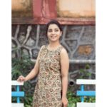 Sayali Sanjeev Instagram - This is neverending love for kalamkari ❤️ Ready to slay the day in this am to pm look . . dress from : @kautuka_couture . DM to order . . 📷 : @mirrorcraftfilms MUA : @makeupbykomalhire Hair : @creation_by_k_koli_ . . . #fashion#kautuka#ethnic#ganeshustav#pink#pestlecolor#vastra#instagram#fashionlove#traditional#pinkkurta#sayali_sanjeev_official#marathiactress#marathiceleb#maharastrianfestival#onlineshopping#indianfashionblogger Mumbai, Maharashtra