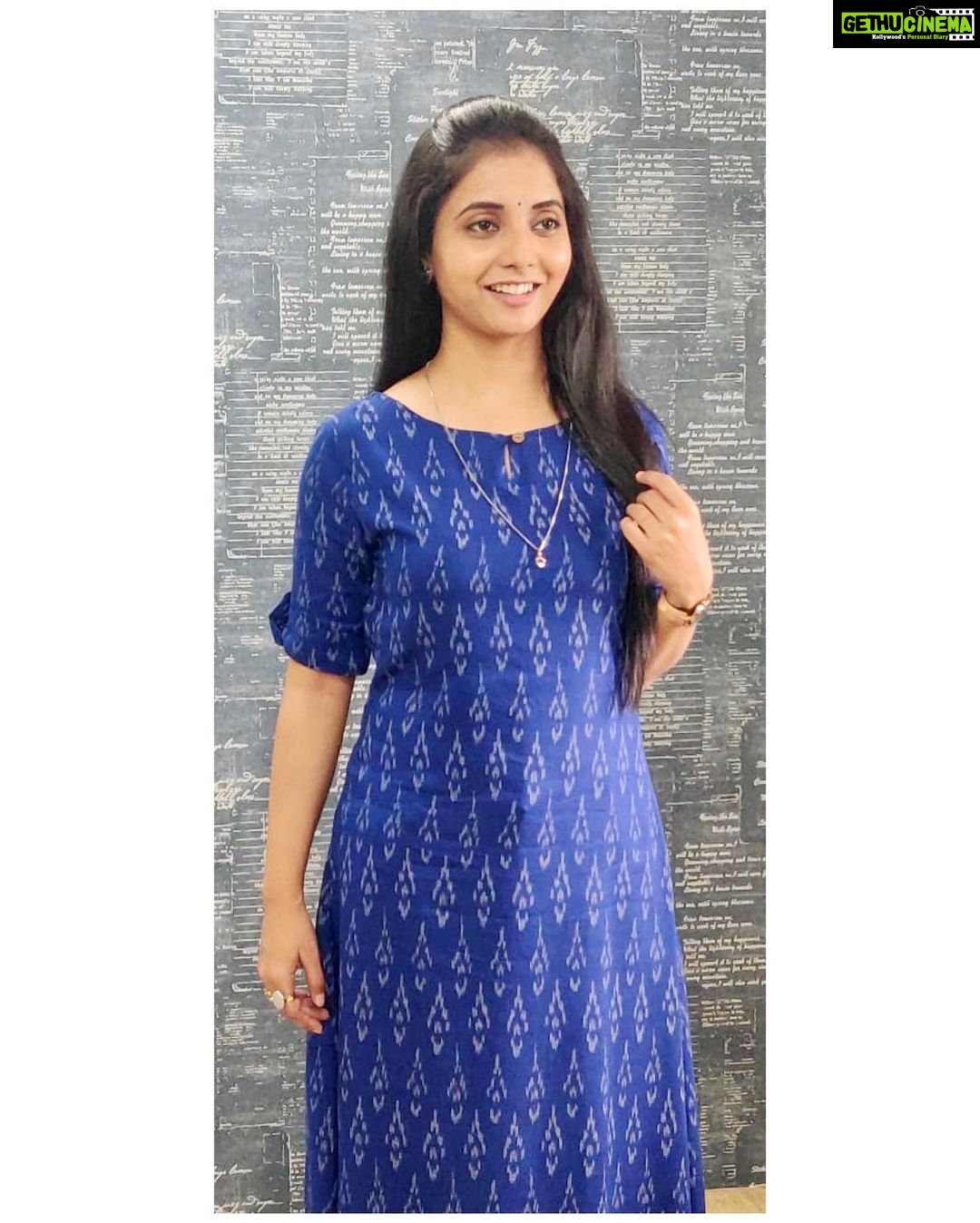 Sayali Sanjeev Instagram - Thank you so much for your love and blessings… SHARVARI ❤️ • • #firstlooktest #shubhmangalonline #gratitude Mumbai, Maharashtra