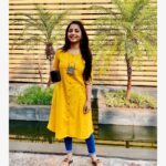 Sayali Sanjeev Instagram - Good morning 🌼 • • #urmi #marathifilm #14thapril #newmovie महाराष्ट्र