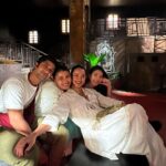 Sayani Gupta Instagram - Love, art and some magic! Pujo with fam! @ahir4593 @vitimittal @sofiyadeva