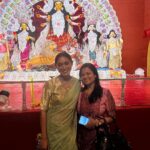 Sayani Gupta Instagram - Para-r Pujo r Panchami #25 years #fullcircle With oldest partner @lahirioindrila In @raw_mango @curiocottagejewelry