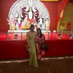 Sayani Gupta Instagram - Para-r Pujo r Panchami #25 years #fullcircle With oldest partner @lahirioindrila In @raw_mango @curiocottagejewelry