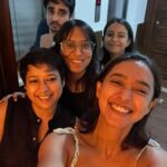 Sayani Gupta Instagram - A birthday well spent! Thank you all of you for the out pouring love, warmth and wishes that really moved me. I see you. Thank you for seeing me. Incredibly grateful for the friends that one has earned. Wanted to spend the day nestled at home calmly.. (perks of growing older). Was exactly that. Worked out (after 1.5 months), amla juiced, ate cake and mutton chaap that I cooked for myself, drank some beautiful Italian wine & malt, hugged & chatted. Was calm, peaceful, serene, happy with so much warmth! 🎈 Have the best year all of you! Big love! 💋