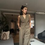 Sayani Gupta Instagram - 😎