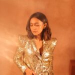 Sayani Gupta Instagram – Bling is seldom part of my sartorial choice! But this one’s a winner! @themudy.official brought Diwali early! ✨

Make up @eshwarlog 
Hair @humera_shaikh19

And oh and these images are genuinely untouched! Like most of our images! #justsayin