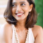 Sayani Gupta Instagram - Sophistication & Simplicity in its finest form! 🤍💎 HMU @sitalmakeup Jewellery @orrajewellery #ad
