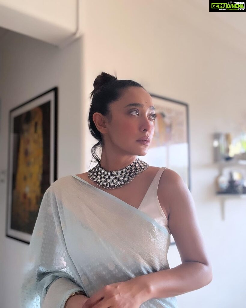 Sayani Gupta Instagram - Women Creator’s Panel at @mumbaifilmfestival Hurried Hmu styling shoot by self! But in this powder blue beauty by @shantibanaras Necklace @curiocottagejewelry As @rajshri_deshpande puts so honesty in her post! And something we discussed in the panel.. looking like an actor and the expectations of being turned out perfectly all the time is insane work! And we are all pressured into doing so and spending a ton of money each time, every event! Thank you @rotalks for asking the relevant question & moderating a fabulous panel! My fellow creators @maanvigagroo @rasikadugal @shriya.pilgaonkar discussed the bane of being fashion forward all the time!