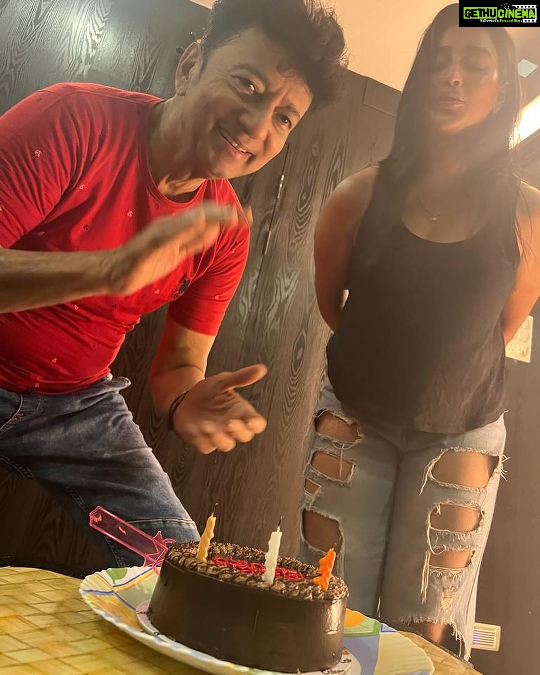 Sayantika Banerjee - 20.2K Likes - Happy Birthday Mr.Banerjee….❤️
#withlovesayantika
#happybirthday #baba