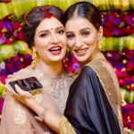 Sayantika Banerjee Instagram - Happy Birthday Gorgeous And Sweetest @subhashreeganguly_real ✨🌻❤Wishing You A Beautiful Day With Good Health And Forever. Happy Birthday! . . @iamsayantikabanerjee #sayantikabanerjee #sayantikabanerjeeofficial #bindassayantika #instagood #instagram #trending #love HappyBirthday