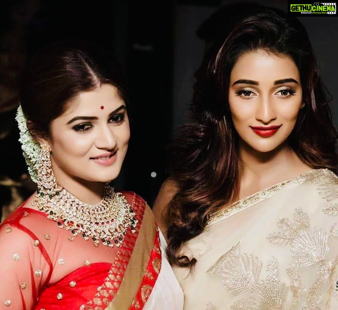 Төсек анальды секс