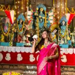 Sayantika Banerjee Instagram – সকলকে জানাই দ্বিতীয়ার শুভেচ্ছা।
#durgapuja2023 

#photoshoot #festival #durgapuja #traditional #sayantikabanerjee #sayantikabanerjeeofficial #actor