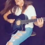 Sayantika Banerjee Instagram – Guys like you….❤️#lipsync
#withlovesayantika 
#guitar #sayantikabanerjeeofficial  #music #reels #instagram #instareels