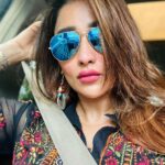 Sayantika Banerjee Instagram - “Colourman Colourman Which Colour Do You Choose?” #childhoodgames #90skid #ootd #80skid #withlovesayantika #nostalgia #sayantikabanerjeeofficial