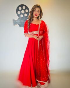 Sayantika Banerjee Instagram - মহানায়ক সম্মান ২০২৩ 

Costume & Styling - @rabhisek 
Makeup- Amir 
Hair- @arup9099 
Accessories- @bohurupi_santiniketan 
Team Sayantika- @am.it4259 @goutambhowmik12