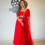 Sayantika Banerjee Instagram – মহানায়ক সম্মান ২০২৩ 

Costume & Styling – @rabhisek 
Makeup- Amir 
Hair- @arup9099 
Accessories- @bohurupi_santiniketan 
Team Sayantika- @am.it4259 @goutambhowmik12