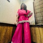 Sayantika Banerjee Instagram - About the Look … Costume- @devrnil Styling - @sandip_jaiswal Makeup- Amaira Hair - @arup9099 Team Sayantika- @am.it4259 @goutambhowmik12 #withlovesayantika #ootd #devrnil #actor #event #sayantikabanerjee #sayantikabanerjeeofficial