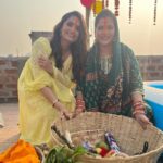 Seema Singh Instagram - #devranijethani❤️ Chhath pooja2023 . . . . . #photooftheday #trending #love #happiness Barbigha