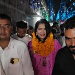 Seema Singh Instagram – कल अपने बारबिघा विधान सभा के गवय गाँव में दुर्गा माता मेला का उद्घाटन करने का अवसर प्राप्त हुआ,मुझे आमन्त्रित करने के लिए मैं सभी आयोजक कार्यकर्ताओं को धन्यवाद देती हूँ , और हमारे गवय गाँव की जनता को धन्यवाद इतना सारा प्यार और आशीर्वाद देने के लिए ,अपना प्यार और आशीर्वाद ऐसे ही बनाए रखें 🙏😇 Barbigha