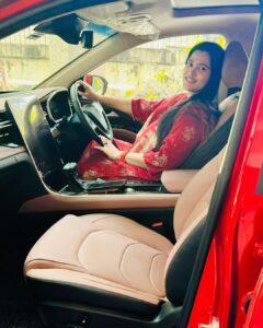 Seema Singh Instagram - new member 🚗 
.
.
.
.#newcar #car #red #redcolour #instagood #mghectorplus #🤞🏻