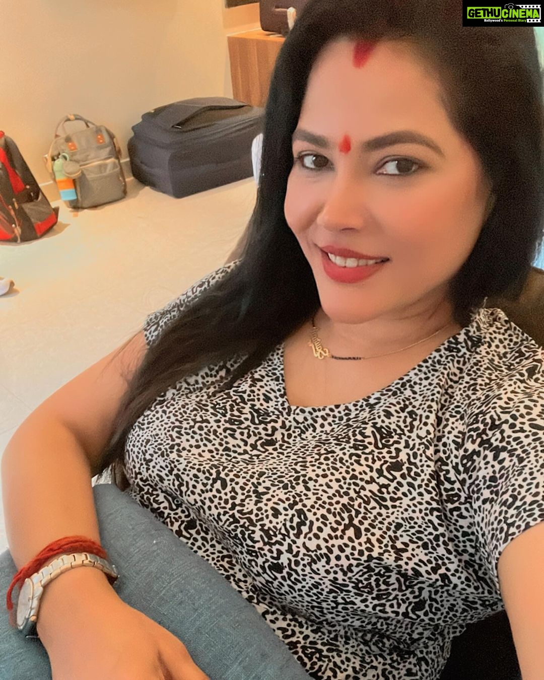 Seema Singh Instagram - सब्र करना सीख लो क्योंकि तुम्हारा वक़्त आएगा तो बिना माँगे सब कुछ मिल जाएगा 🤞🏻❤️. . . . . . #post #life #mornin #thoughts #photography #dailypost #instagood