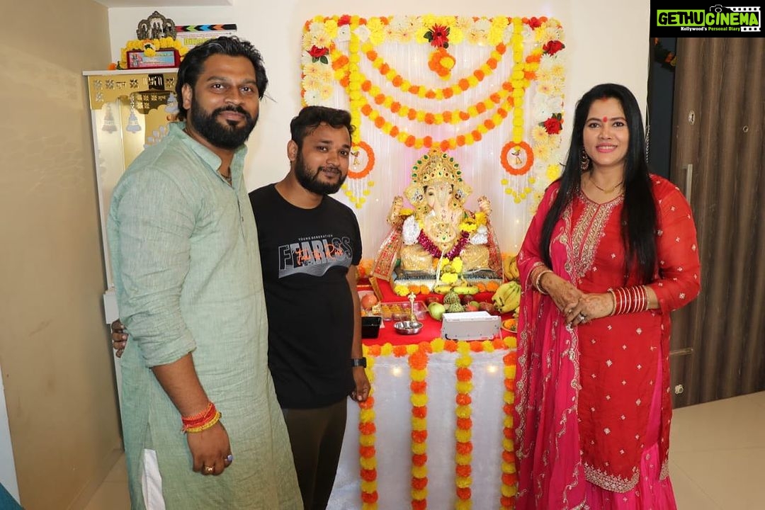 Seema Singh Instagram - Ganpati bappa morya 😊🙏