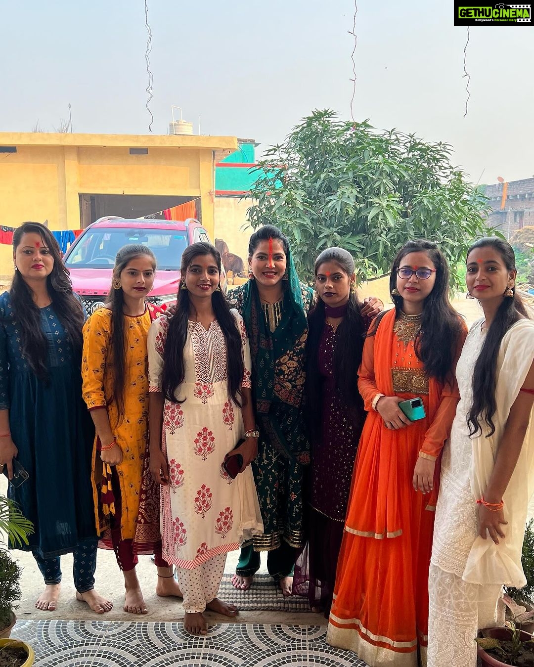 Seema Singh Instagram - हमारी प्यारी ननदे ❤️🌈 #nanadbhabhilove❤️ . . . . . #pics #nanadbhabhi💕😍❤️❤️ Barbigha