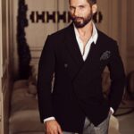 Shahid Kapoor Instagram – Daddy’s night out…