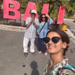 Shakti Mohan Instagram - This is how I wanted to celebrate my birthday this year 🥹Best trip of my life 🌸 Bali was on Papa’s bucket list and I was perpetually scared for their health on this trip but mom & dad are pretty hardcore party people 😆 Will never ever forget this journey. I feel so lucky to be able to travel with them at this age 🧿🙏🏻 Thank you @ayodyabali @desavisesa @alilaseminyak @oneaboveglobal @touristers for this beautiful unforgettable gift 🎁