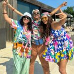 Shakti Mohan Instagram - This is how I wanted to celebrate my birthday this year 🥹Best trip of my life 🌸 Bali was on Papa’s bucket list and I was perpetually scared for their health on this trip but mom & dad are pretty hardcore party people 😆 Will never ever forget this journey. I feel so lucky to be able to travel with them at this age 🧿🙏🏻 Thank you @ayodyabali @desavisesa @alilaseminyak @oneaboveglobal @touristers for this beautiful unforgettable gift 🎁