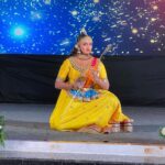 Shalu Menon Instagram - Gud mrng all …. Here is some of the edits of yesterdays performance of NIRACHARTHU for LIONS CLUB INTERNATIONAL held at CONTOUR BACKWATERS ALLAPPEY #performance #classicalmusic #classicaldance #semiclassicaldance #fusionmusic #lionsclubinternational #contourresort #alappey #classicaldancer