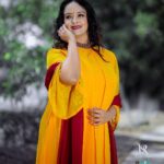 Shalu Menon Instagram - You may not be perfect in many things But many things may not be perfect without you Stay special in your own ways ❤️❤️ happy Wednesday to all …. Dop-@endlessframesof_nikhilmadhavan Mua-@rechusajeemakeupartist Costume-@mudra_by_maria #malayalamactress #actress #ornaments #music #artist #happy #photography #dancemusic #love #instagood #instalike #fashion