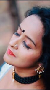 Shalu Menon Instagram - You are my Goddess and you live in my heart! ✨ @shalumenonhere ♥️ #reels #reelsinstagram #reelitfeelit #reelvideo #reelinstagram #reelsviral #reelsinsta #reellife