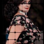 Shalu Menon Instagram - @shalumenonhere 👸👸👸 #shalumenon #trendingreels #reels #rizzleapp #actress #creative #mallureels #reelsinstagram #trending #insta #malluinsta #actresses #actress #malluactress #mallugram #mallu #life #lifequotes #beauty