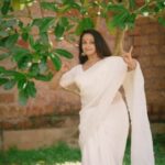 Shalu Menon Instagram - 🤍🤍🤍 Dancer : @shalumenonhere . . . . . 🔼Follow Us @indian_classical_dancers_2021 🔼Keep Supporting Me 🔼Tag💫Like💫Comment 🔼Daily Post 💯✨ . . . . Follow Us➡️ @indian_classical_dancers_2021 Follow Us➡️ @indian_classical_dancers_2021 Follow Us➡️ @indian_classical_dancers_2021 . . . . . #reelsinstagram #reelitfeelit #reels #keralabeauty #keralam #keralaphotos #explore #entekeralam #photograph #canonphotography #photography #chilanga #classicaldancers #indianclassicaldance #keralaclassicaldance # photooftheday #chilanka #chilankalove #chilanga #kerala #treditional #dance #love #keralabride #keralaattraction #keralagram #dancecover #keralagodsowncountry #keralavibes #keralagallery