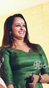 Shalu Menon Instagram - @shalumenonhere 👸👸👸 #shalumenon #actress #mallu #malluactress #malayalis #malayali #kerala #keralagram #serial #serialactress #ls #malluserial #actress #movies #movieactress #instalike #mollywood #mollywoodactress #keralaactress #kerala #beauty #smile #fashion #style #model #instagood #in #malluinsta #instagood #reels #instagram