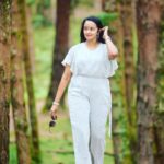 Shalu Menon Instagram - This is your Monday morning reminder that you can handle what ever this week throws at you …… have a great week ahead ❤️ #instagood #instagram #instalike #insta #instafashion #picoftheday #photography #photooftheday #kodaikanal #kodaikanaldiaries #travelphotography #travel #kerala #tamilnadu #tamilnadutourism #malayalam #malayalamserialactress #keralagram #keralagallery #keralaphotography #zeekeralam #mazhavilserials #asianet #suryatvserial