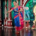 Shalu Menon Instagram - You will never find a better dance partner than your own spirit… Happy monday ……Have a great week ahead..❤️ #dancers#dance#shalumenon#life#traditional#reelitfeelit #reelsinsta #performer #malayali #malayalam actress#malayalamserialactress#traditionalsaree