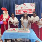 Shalu Menon Instagram - Gud mrng all ….. here are some of the pictures of the xmas celebration conducted by JAYAKERALA SCHOOL PF PERFORMING ARTS students of Thiruvalla , Changanassery , Mallappally & Cherukole branches . #malayalamserialactress #malayalamactress #dancers #choreographer #danceschool #xmas2022 #celebration