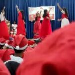 Shalu Menon Instagram - Gud mrng all ….. here are some of the pictures of the xmas celebration conducted by JAYAKERALA SCHOOL PF PERFORMING ARTS students of Thiruvalla , Changanassery , Mallappally & Cherukole branches . #malayalamserialactress #malayalamactress #dancers #choreographer #danceschool #xmas2022 #celebration